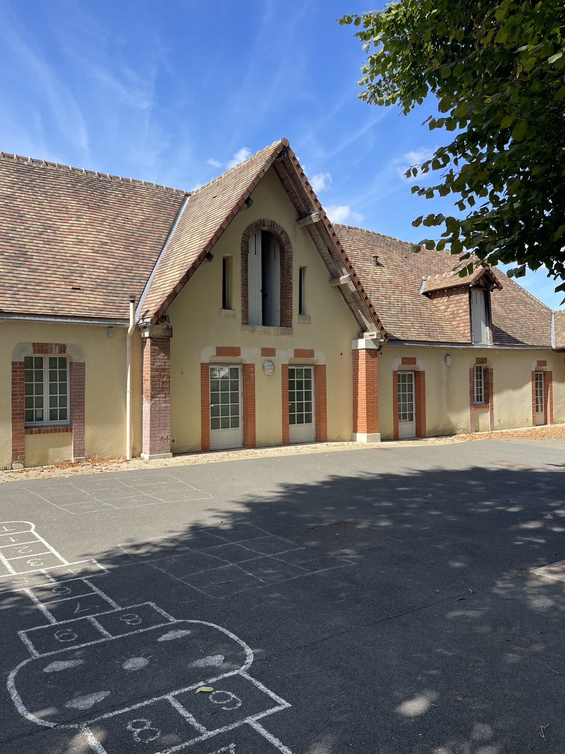 Ecole 4